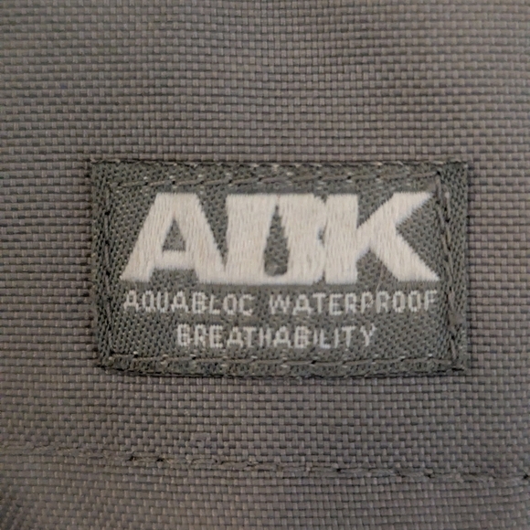 Kombi Black and DROP Gray Winter Gloves Lot FitS XL Youth Or Adult S - Picture 9 of 14